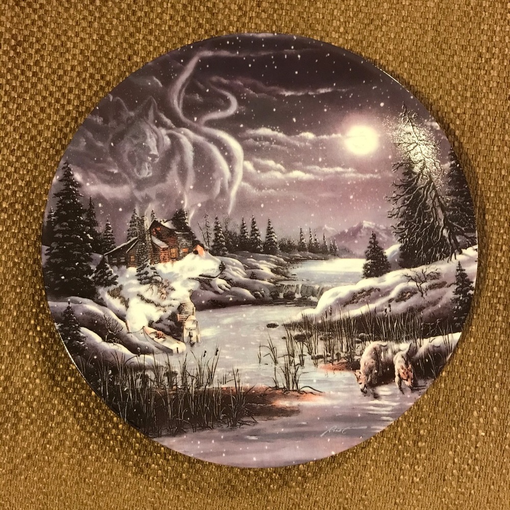 Wildlife Collectible Plate